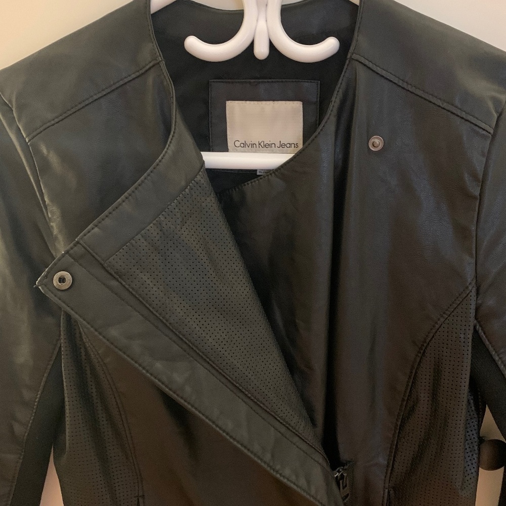 Leather jacket - Picture 4 of 4